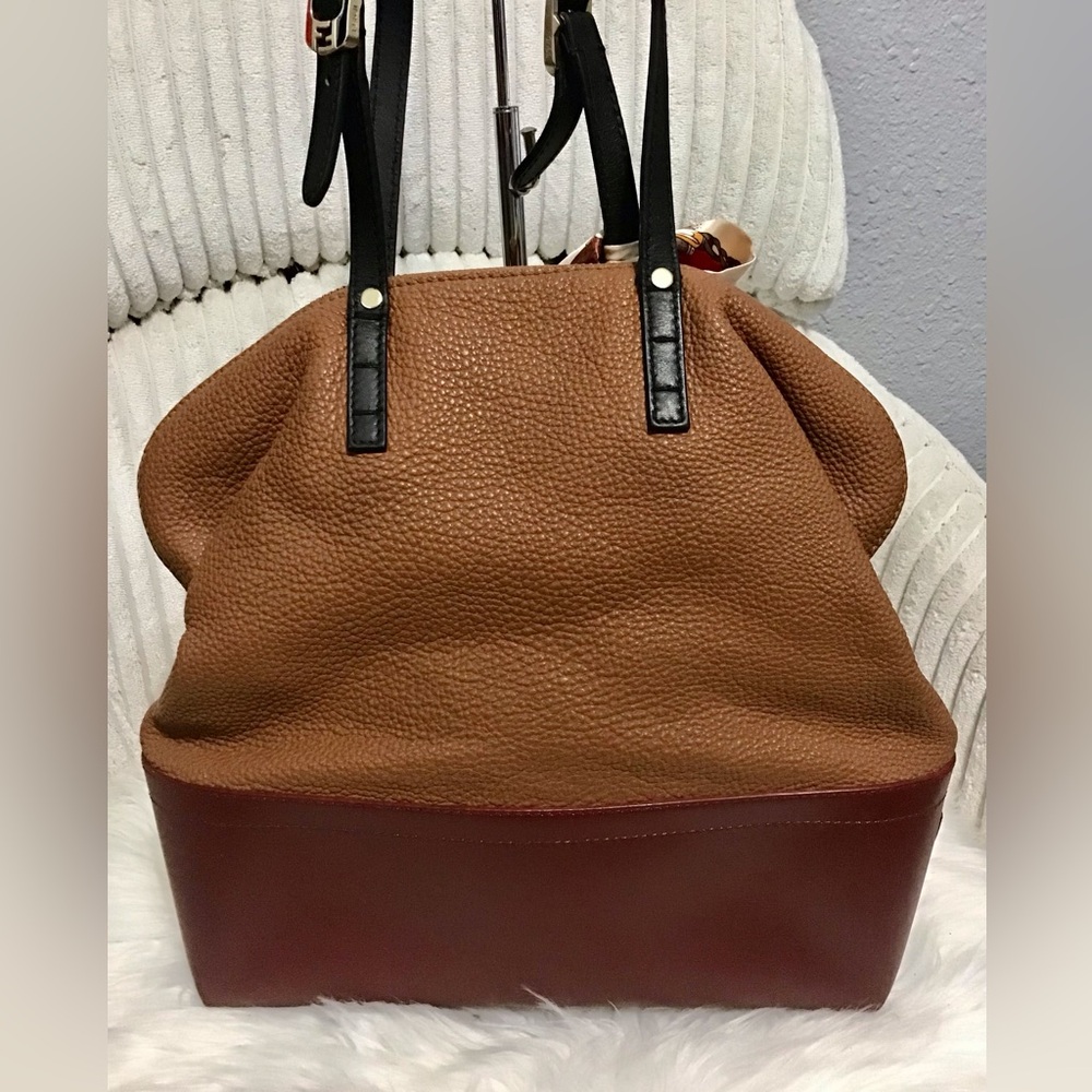 Fendi Bags - Picture 2 of 16